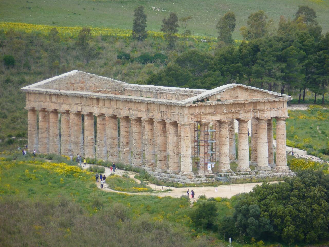 SEGESTE : le temple est très bien conservé