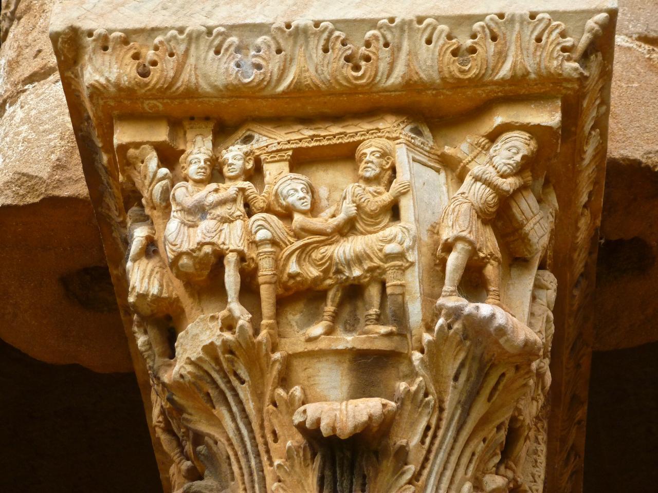 PALERME - MONREALE : un chapiteau dans le cloître