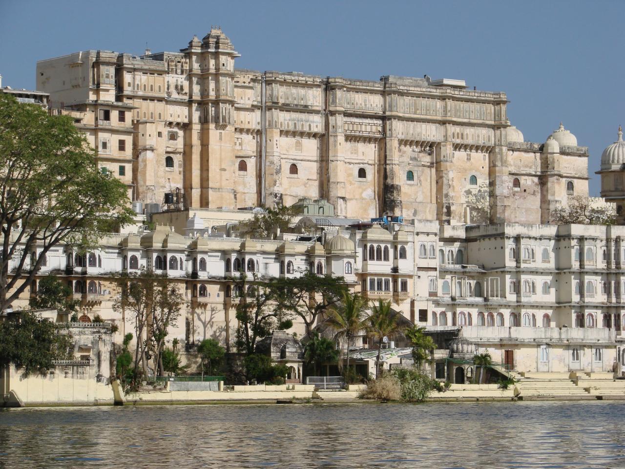 L'impressionnant CITY PALACE à UDAIPUR