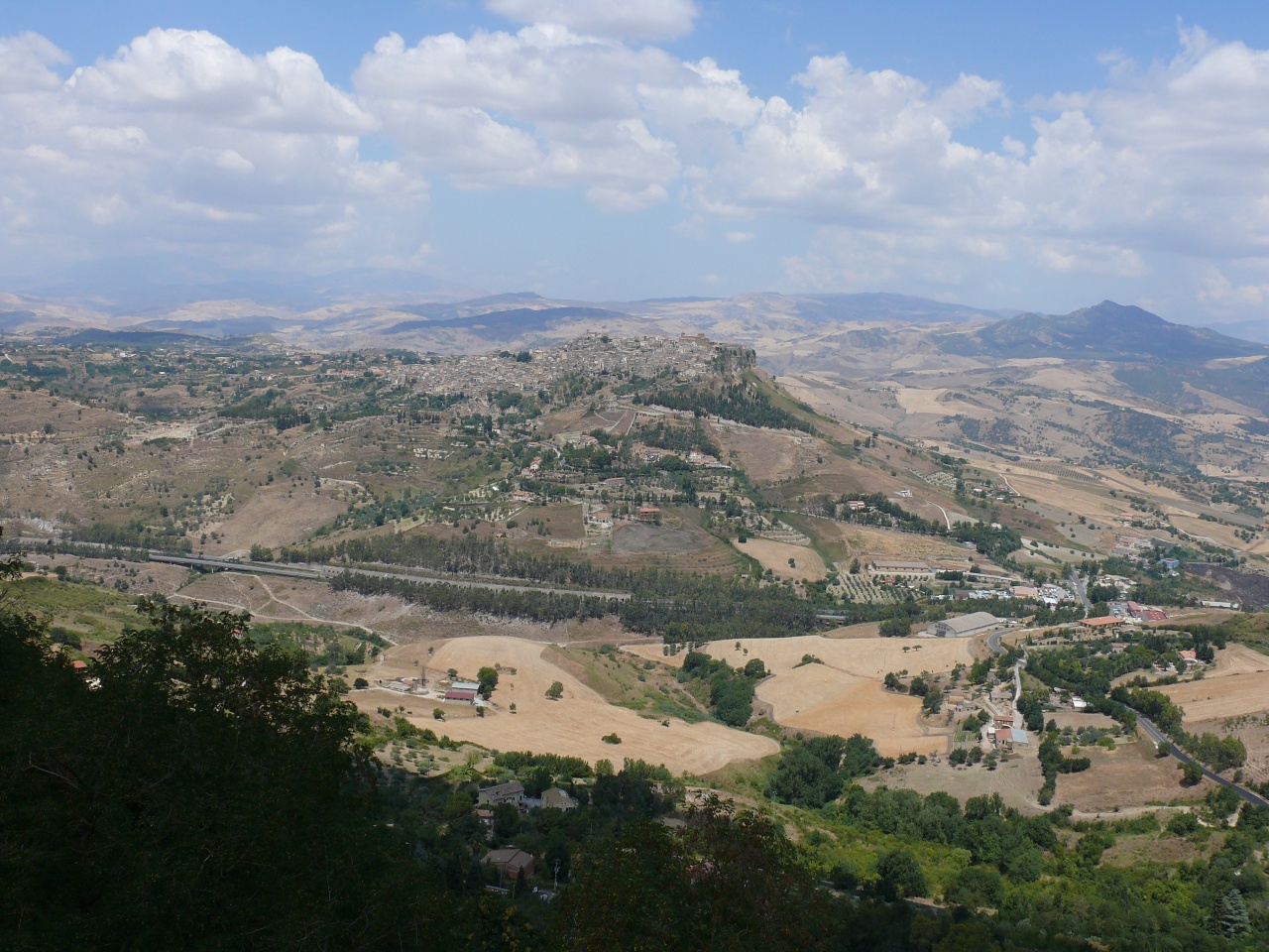 CALASCIBETTA (près d'ENNA)